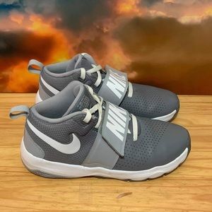Nike TEAM HUSTLE 80 Sz 7y